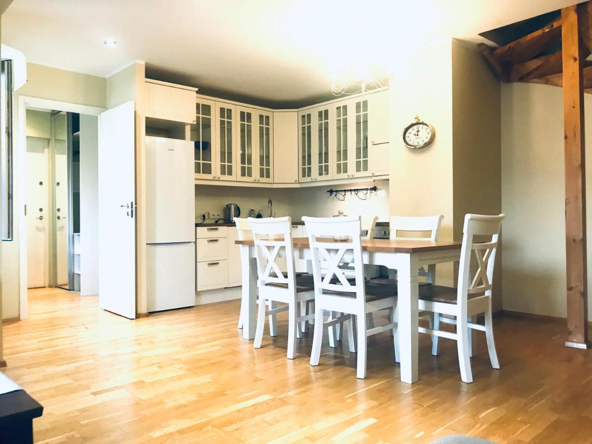 Cozy City Penthouse Apartment, Free Parking Tallinn Buitenkant foto